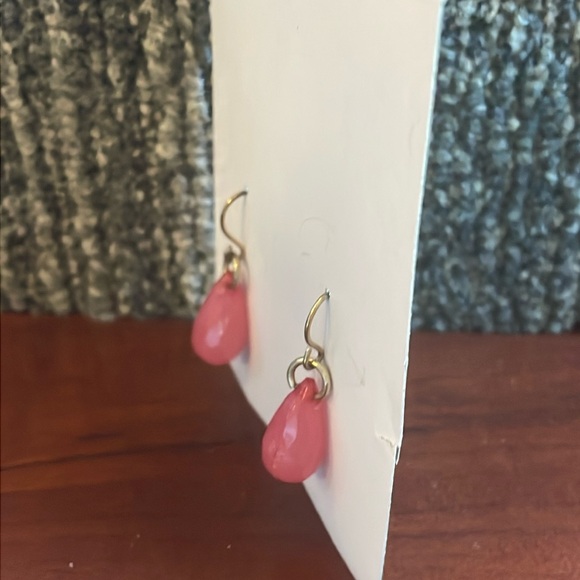 Pink drop earrings - Picture 3 of 7